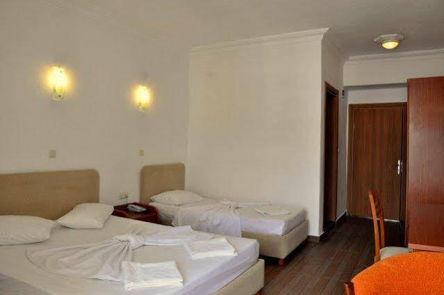 Lambada Hotel Altinoluk Exterior photo